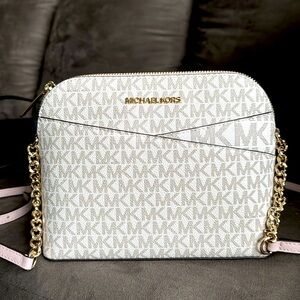 Michael Kors Cream and Gold Crossbody Bag